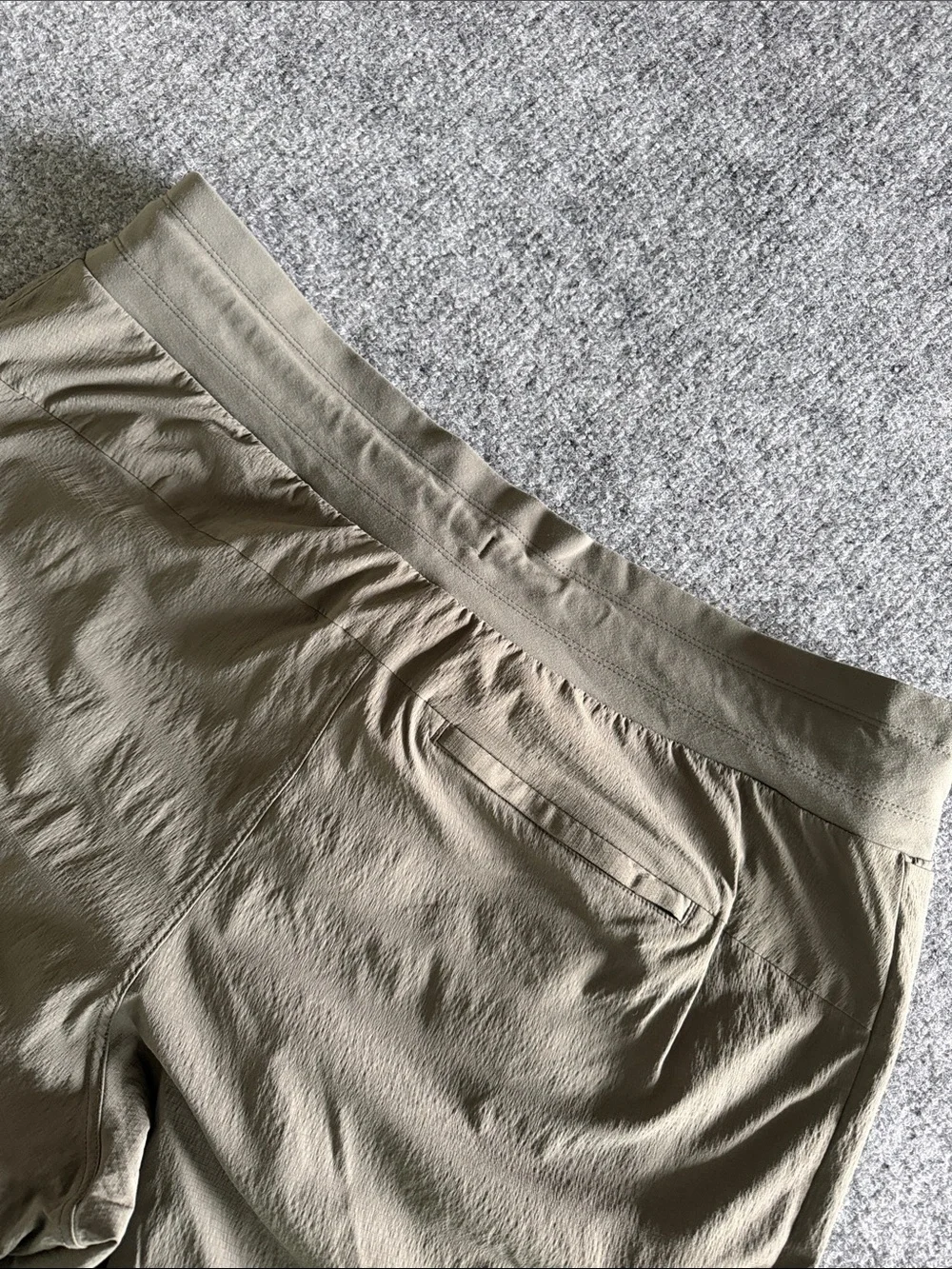 Athleta Trekkie North Jogger Short Size 22